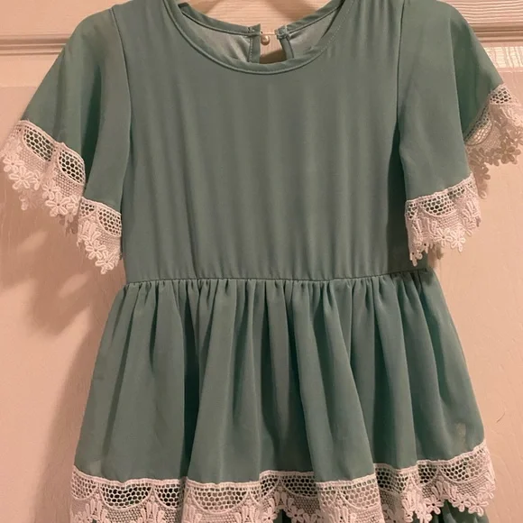 Beautiful Long Vintage Type Girls Dress Oopsie Daisy Size 4T - Picture 4 of 7